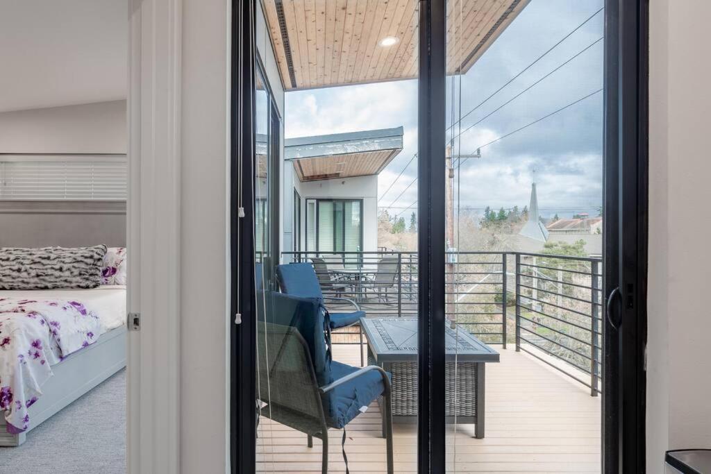 West Seattle'S Modern Townhome Exterior foto