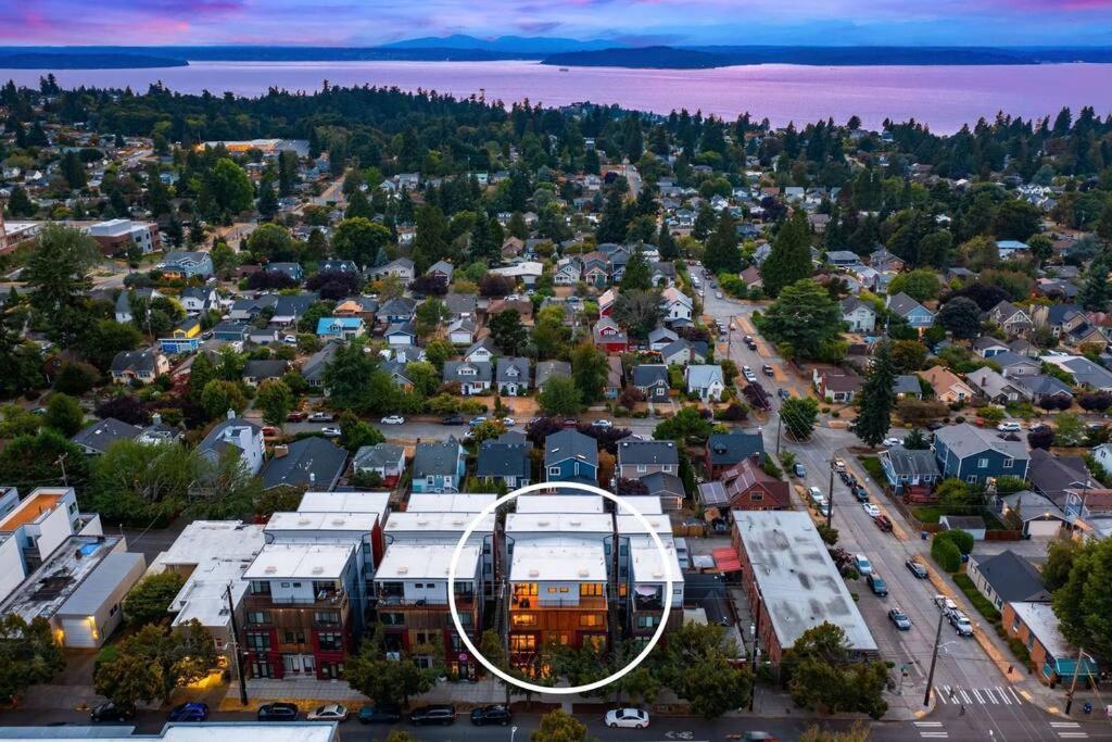 West Seattle'S Modern Townhome Exterior foto