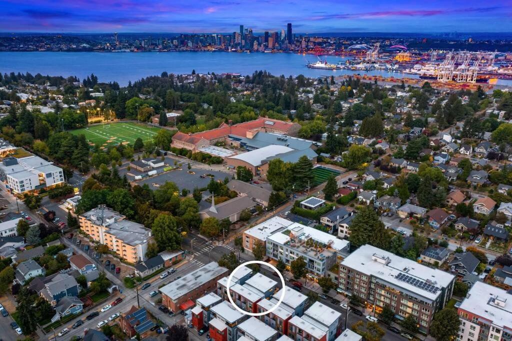 West Seattle'S Modern Townhome Exterior foto